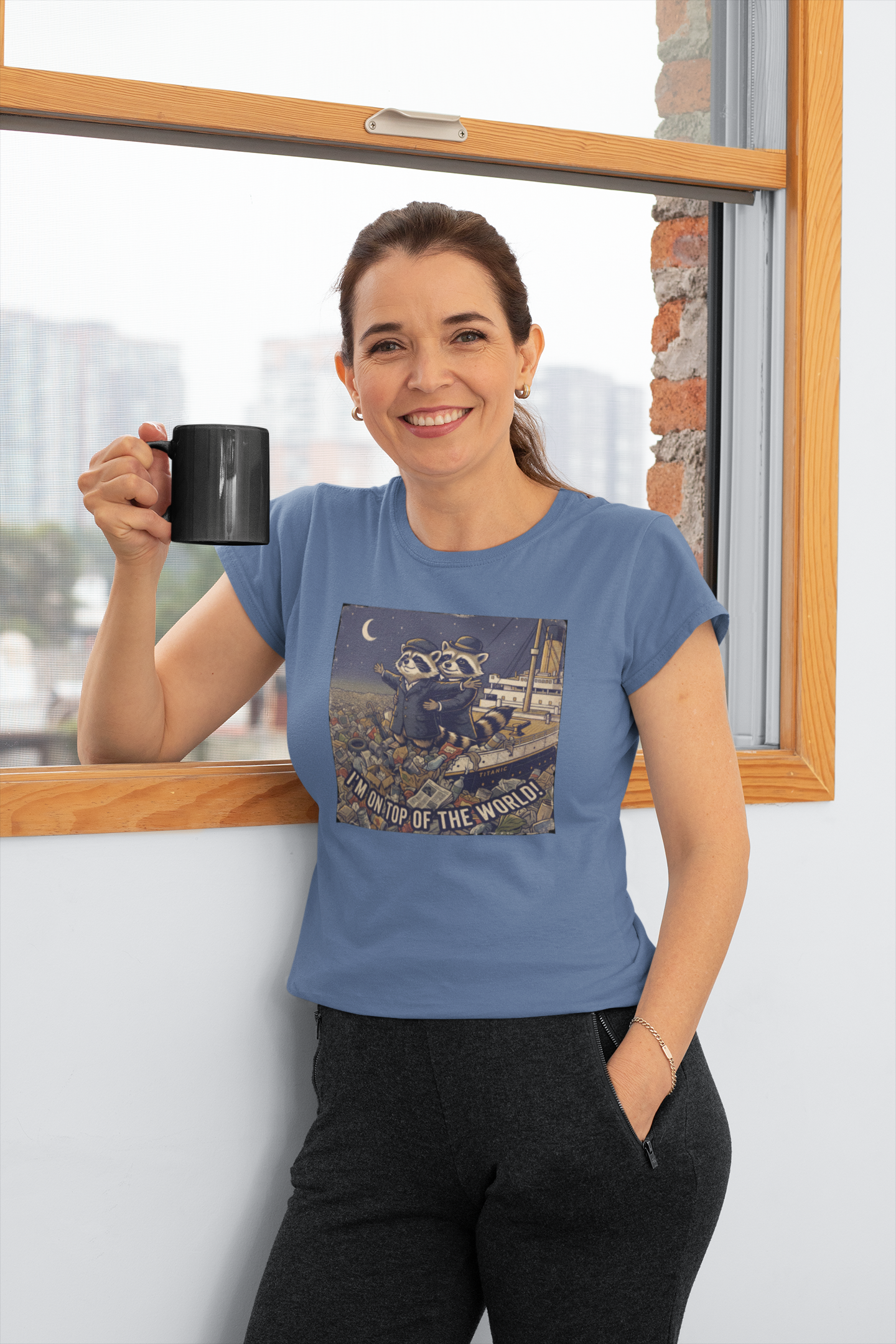 I’m On Top of the World! Raccoon Titanic Parody T-Shirt