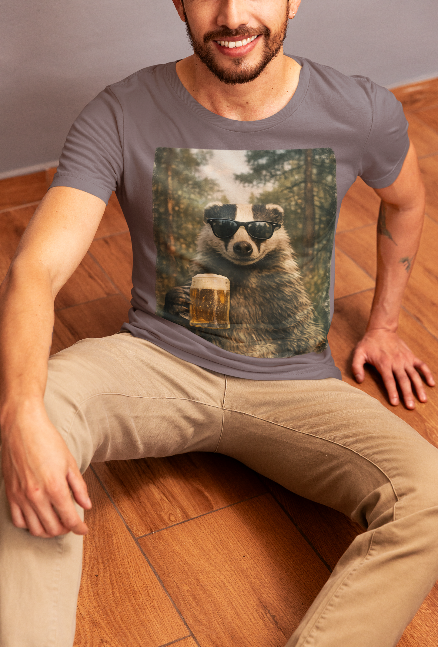 Badger Holding Beer T‑Shirt – Funny Forest Animal Drinking Tee